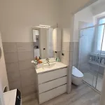 Moderno, Comfort, Mare E Posizione