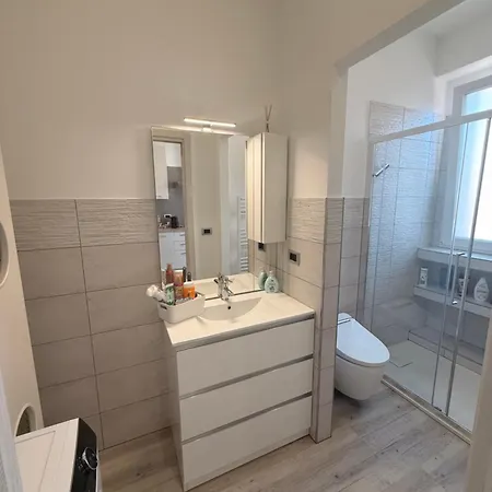 Moderno, Comfort, Mare E Posizione